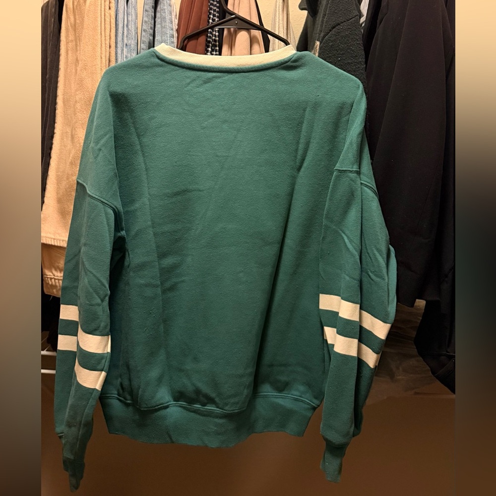 *LIKE NEW* Vintage Disney Green Sweater - Picture 2 of 2